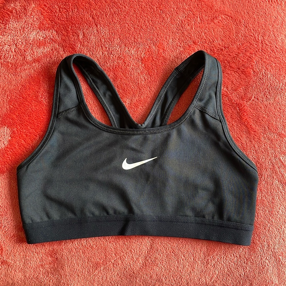 Nike Dry Fit Black Non-Padded Sports Top/Bra Size Small